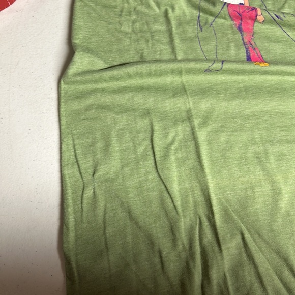 She-Hulk T-shirt - Picture 4 of 4